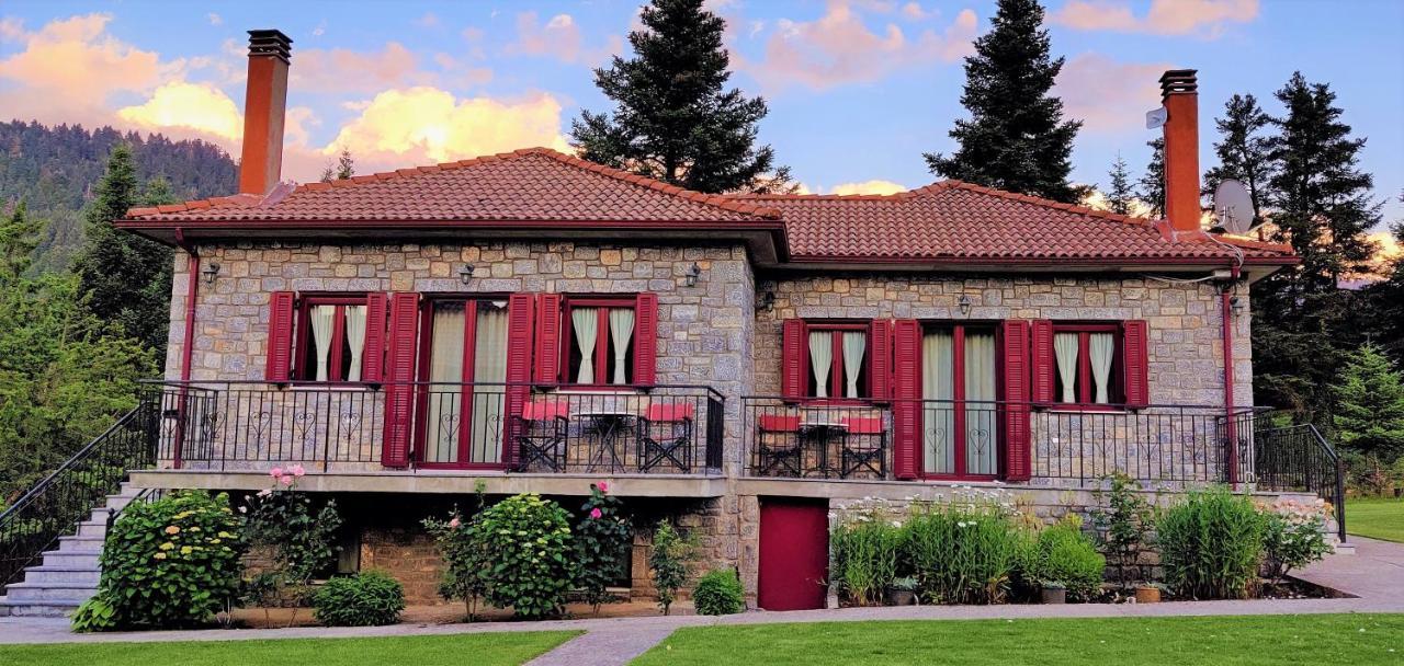 Φιλοξένια Studios Vitina Exteriér fotografie